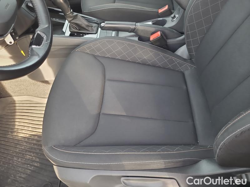  Skoda  Scala  (NW) (2019)  1.0 TSI 81 Ambition AT #8