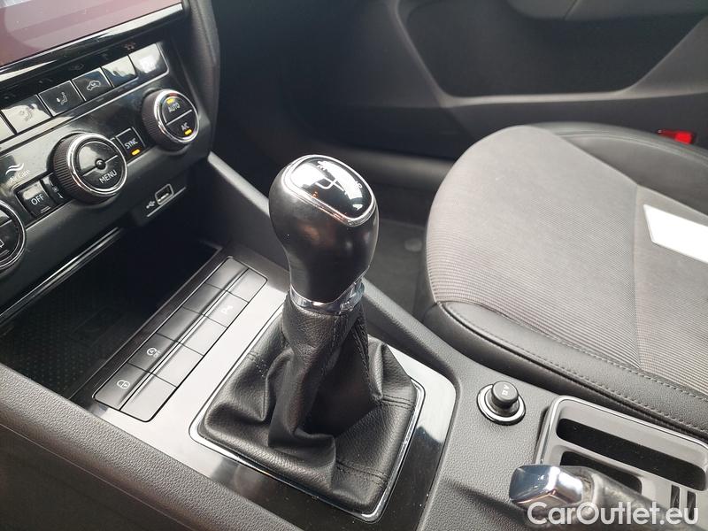  Skoda  Octavia  Combi (NX3)(2020)  Com TDI 110 Style #14