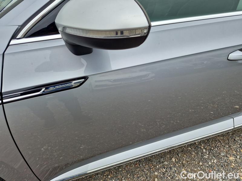  Volkswagen  Arteon  Shooting Brake  (3H9)(2020) Art.SB 2.0TSI 140 Elegance AT #9