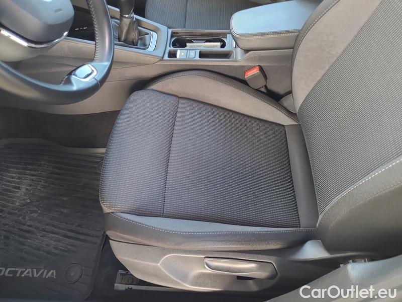  Skoda  Octavia  Lim. (NX3)(2020)  2.0TDI 85 Ambition 5d #5