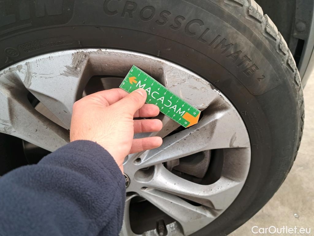  Bmw  X1 BMW  / 2019 / 5P / SUV xDrive25e Business Design BVA6 #48