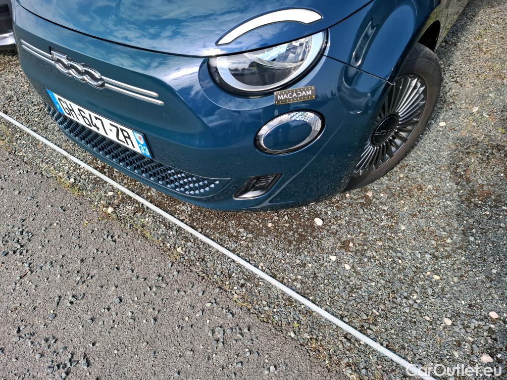  Fiat  500  e Icone 42kWh BVA #1