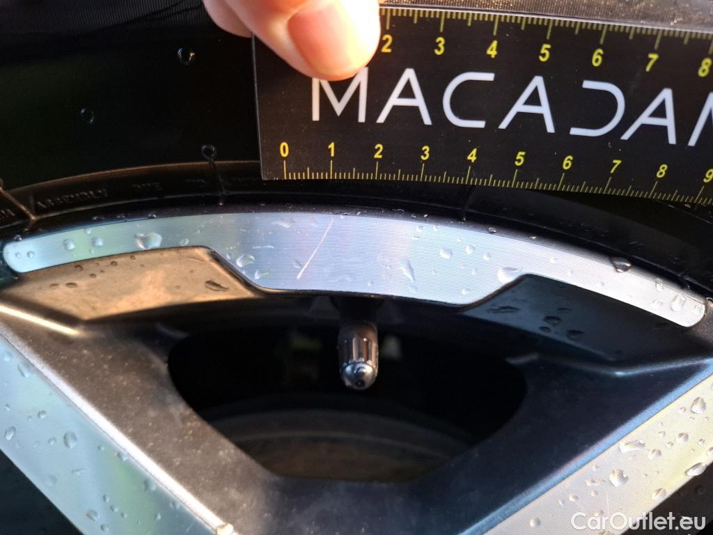  Hyundai  Santa Fe HYUNDAI  / 2020 / 5P / SUV 1.6 T-GDI 265 PHEV HTRAC EXECUTIVE AUTO #5