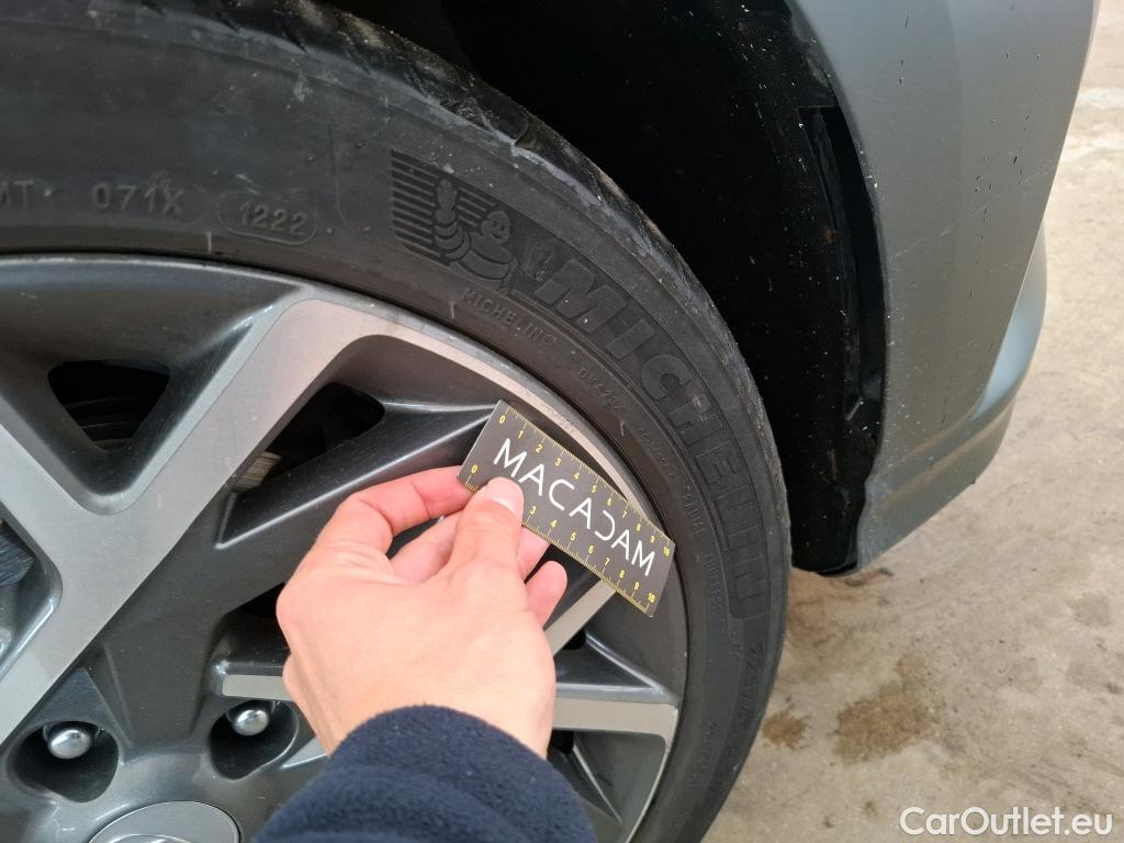  Hyundai  Konna Kona Creative Hybrid 2WD 1.6 GDI 140CV BVA6 E6d #72