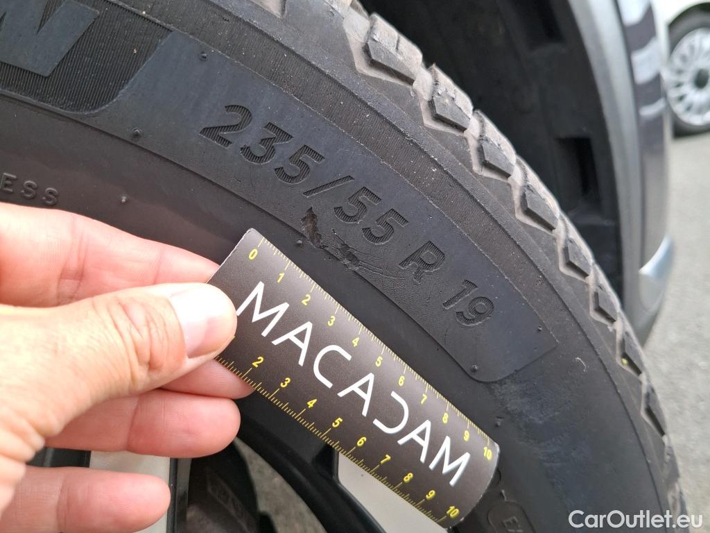  Hyundai  Santa Fe  Executive Hybrid 2WD 1.6 T-GDi 230CV BVA6 7 Sieges E6d #3