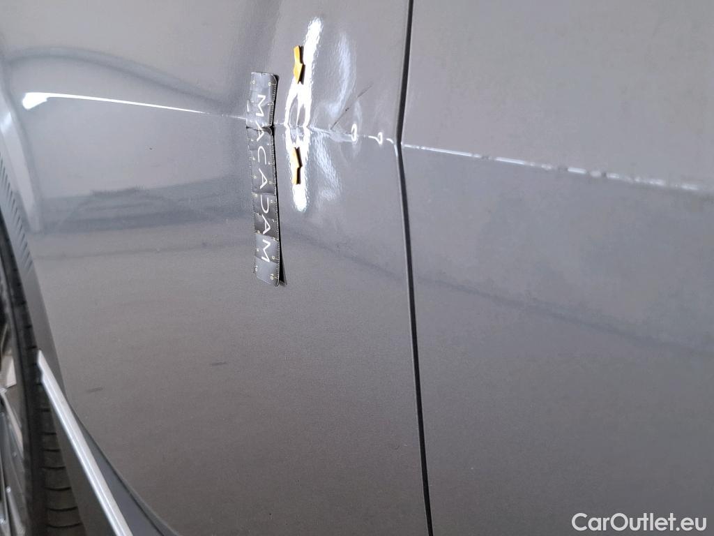  KIA  Ev6 KIA  / 2021 / 5P / SUV BEV 77.4 KWH AIR ACTIVE BUSINESS #2