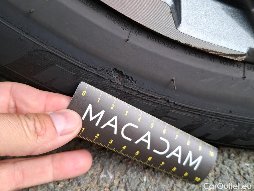  Hyundai  Santa Fe  Executive Hybrid 2WD 1.6 T-GDi 230CV BVA6 7 Sieges E6d #2