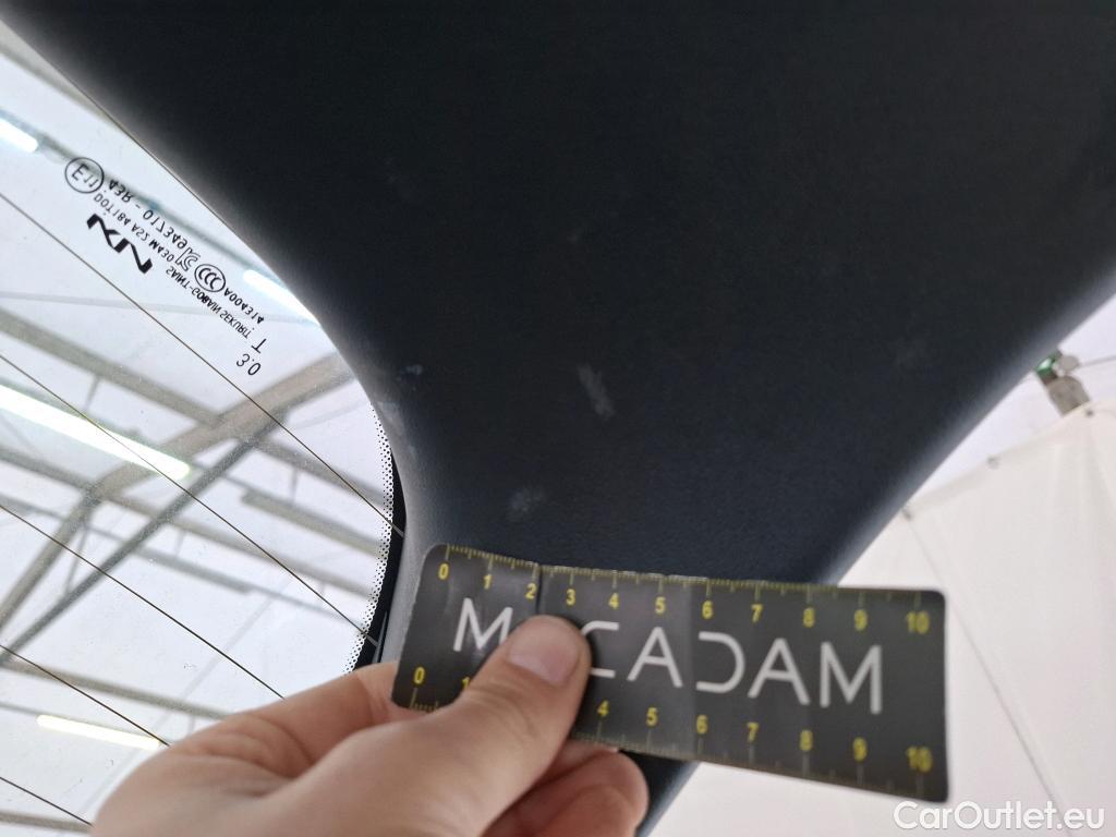  KIA  Ev6 KIA  / 2021 / 5P / SUV BEV 77.4 KWH AIR ACTIVE BUSINESS #22