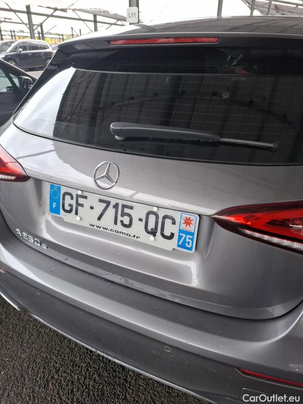  Mercedes  A-Klasse MERCEDES-BENZ Classe A Compact / 2018 / 5P / Berline A 250 e AMG Line 8G-DCT #9