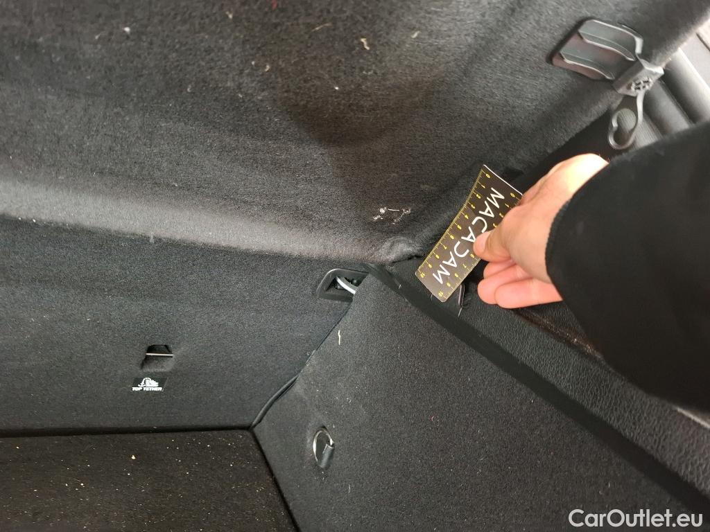  Mercedes  A-Klasse MERCEDES-BENZ Classe A Compact / 2018 / 5P / Berline A 250 e AMG Line 8G-DCT #7