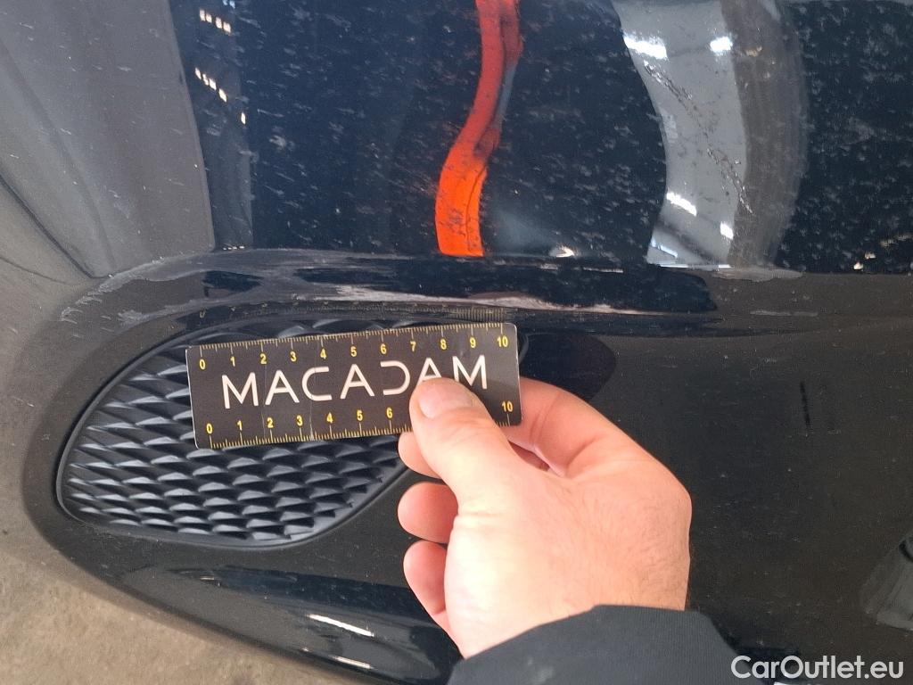  Mercedes  A-Klasse MERCEDES-BENZ Classe A Compact / 2018 / 5P / Berline A 250 e Style Line 8G-DCT #2