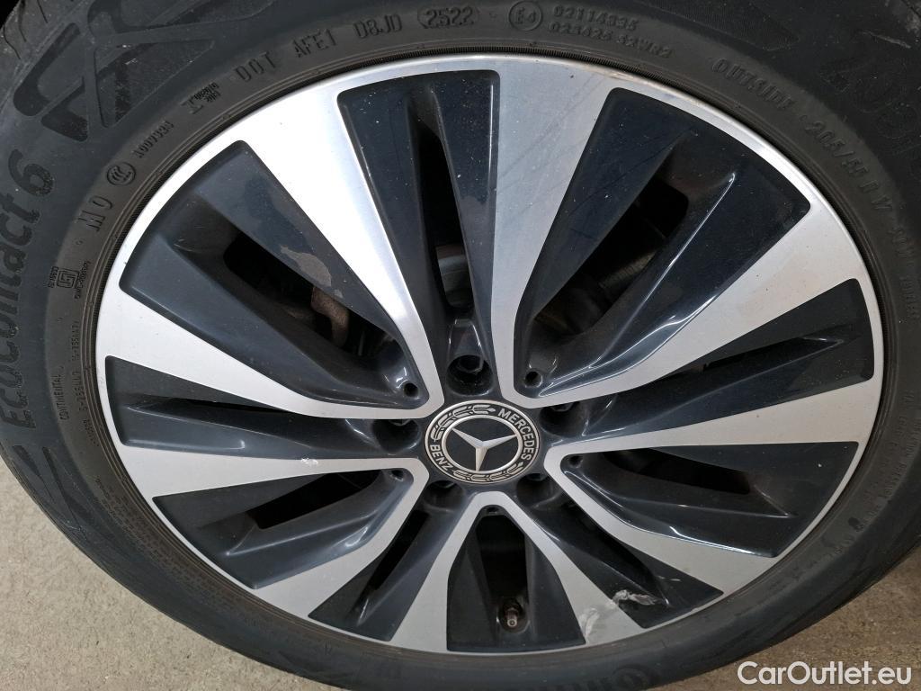  Mercedes  A-Klasse MERCEDES-BENZ Classe A Compact / 2018 / 5P / Berline A 250 e Style Line 8G-DCT #7