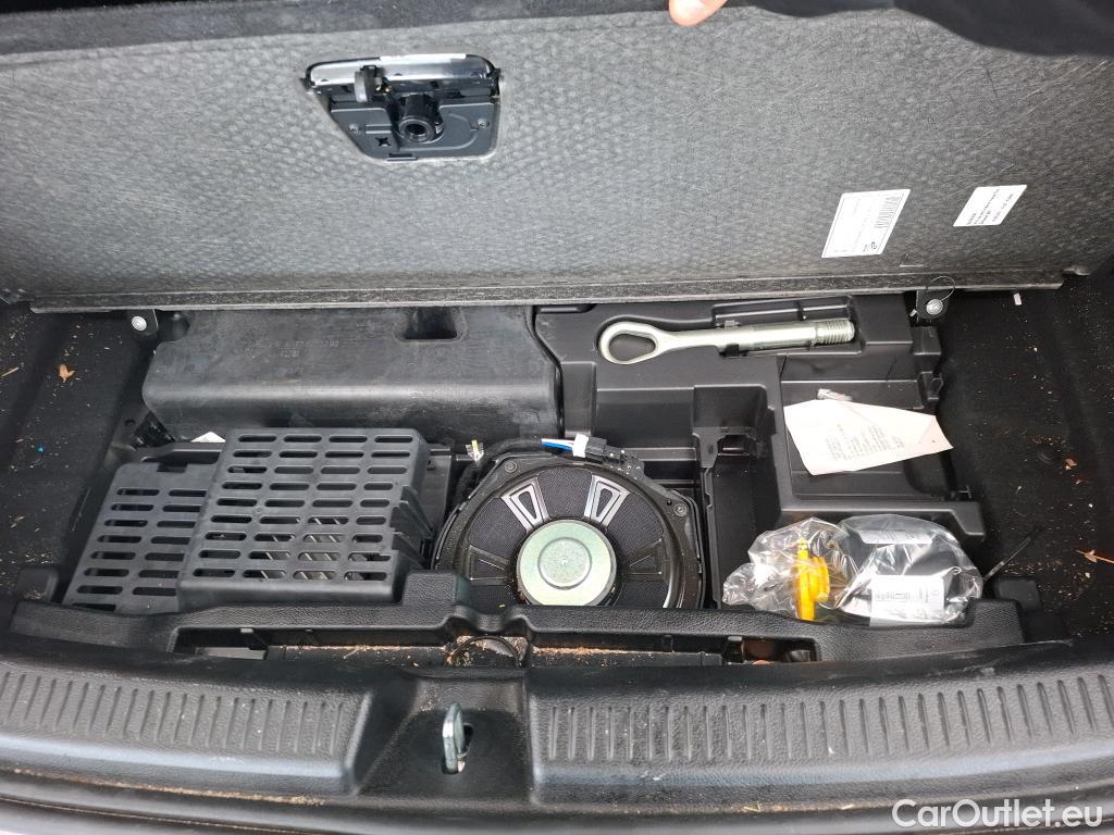  Mercedes  A-Klasse MERCEDES-BENZ Classe A Compact / 2018 / 5P / Berline A 250 e AMG Line 8G-DCT #30