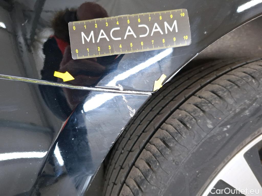  Mercedes  A-Klasse MERCEDES-BENZ Classe A Compact / 2018 / 5P / Berline A 250 e Style Line 8G-DCT #10