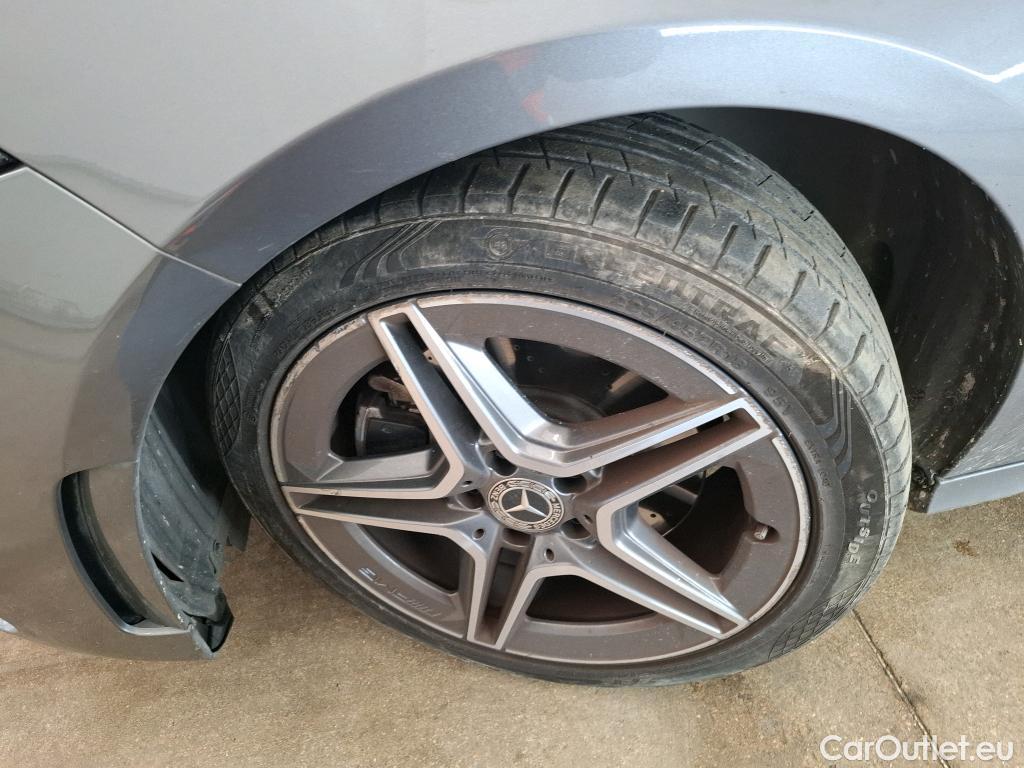  Mercedes  A-Klasse MERCEDES-BENZ Classe A Compact / 2018 / 5P / Berline A 250 e AMG Line 8G-DCT #20