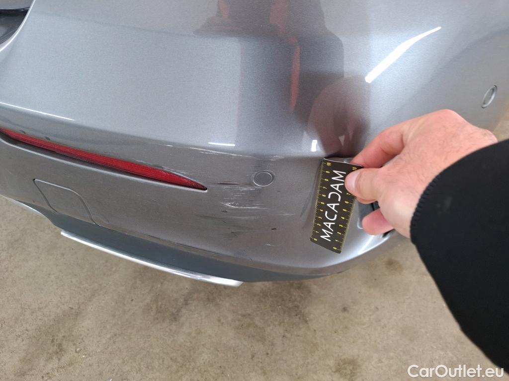  Mercedes  A-Klasse MERCEDES-BENZ Classe A Compact / 2018 / 5P / Berline A 250 e AMG Line 8G-DCT #19