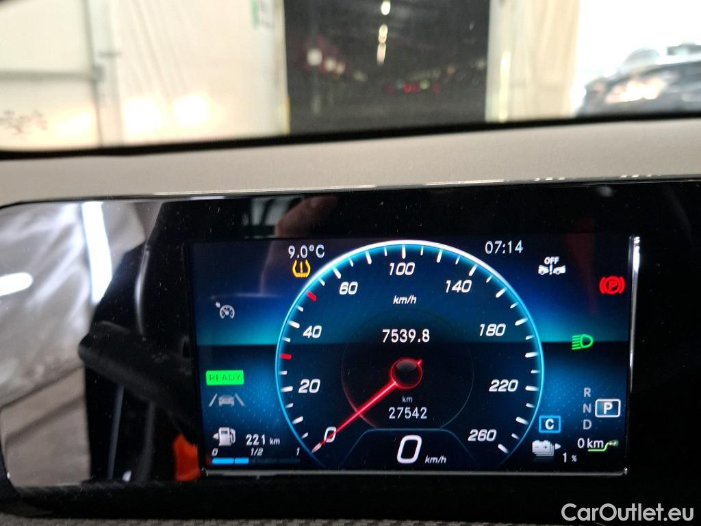  Mercedes  A-Klasse MERCEDES-BENZ Classe A Compact / 2018 / 5P / Berline A 250 e Style Line 8G-DCT #5