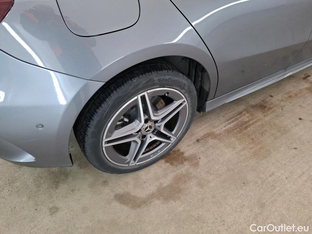  Mercedes  A-Klasse MERCEDES-BENZ Classe A Compact / 2018 / 5P / Berline A 250 e AMG Line 8G-DCT #23