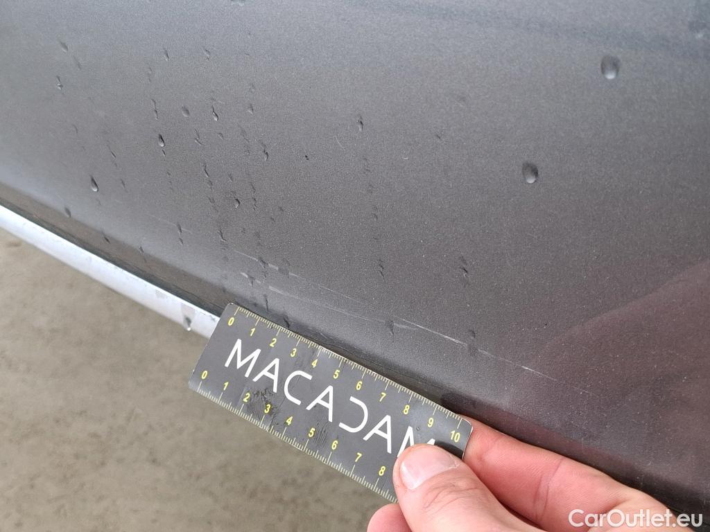  Mercedes  A-Klasse MERCEDES-BENZ Classe A Compact / 2018 / 5P / Berline A 250 e AMG Line 8G-DCT #17