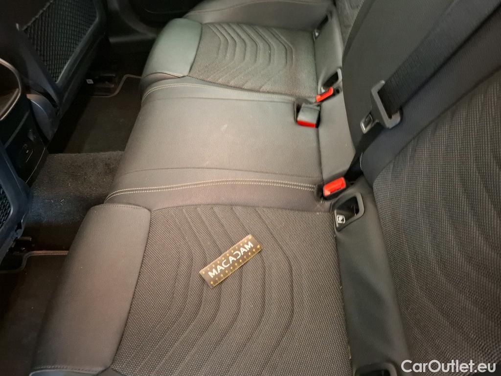  Mercedes  A-Klasse MERCEDES-BENZ Classe A Compact / 2018 / 5P / Berline A 250 e Style Line 8G-DCT #4