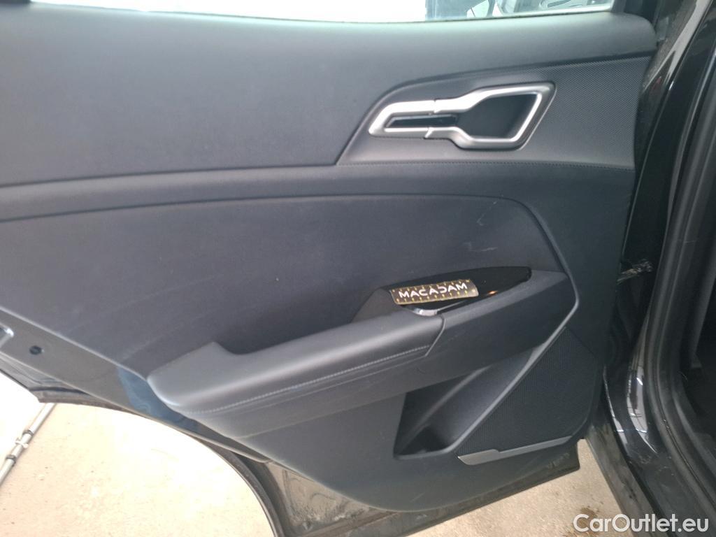  KIA  Sportage KIA  / 2021 / 5P / SUV 1.6 T-GDI 265 PHEV AUTO 4WD ACTIVE BUSIN #4