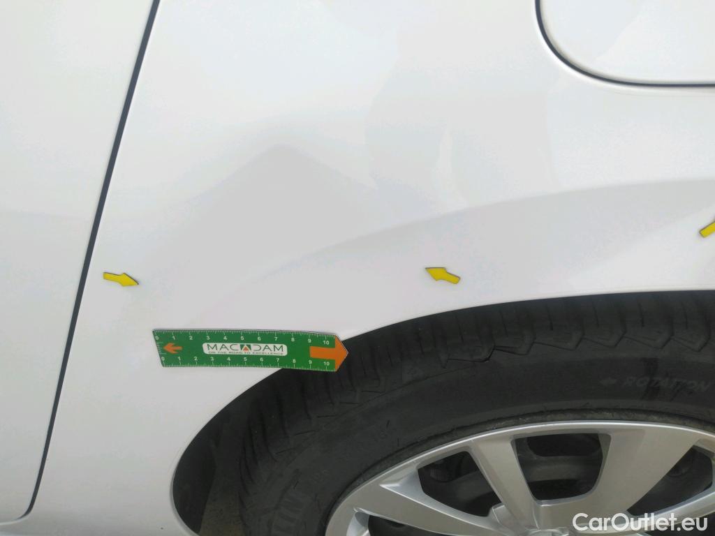  Opel  Corsa  F e Edition Business 50kWh BVA #2