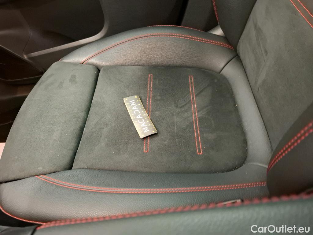  Mercedes  GLA MERCEDES-BENZ  / 2020 / 5P / SUV 1.3  250 e AMG LINE DCT #20