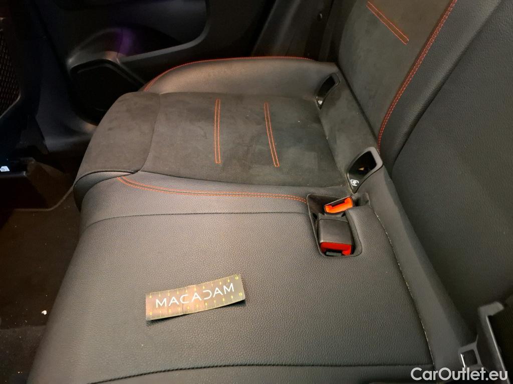  Mercedes  GLA MERCEDES-BENZ  / 2020 / 5P / SUV 1.3  250 e AMG LINE DCT #22