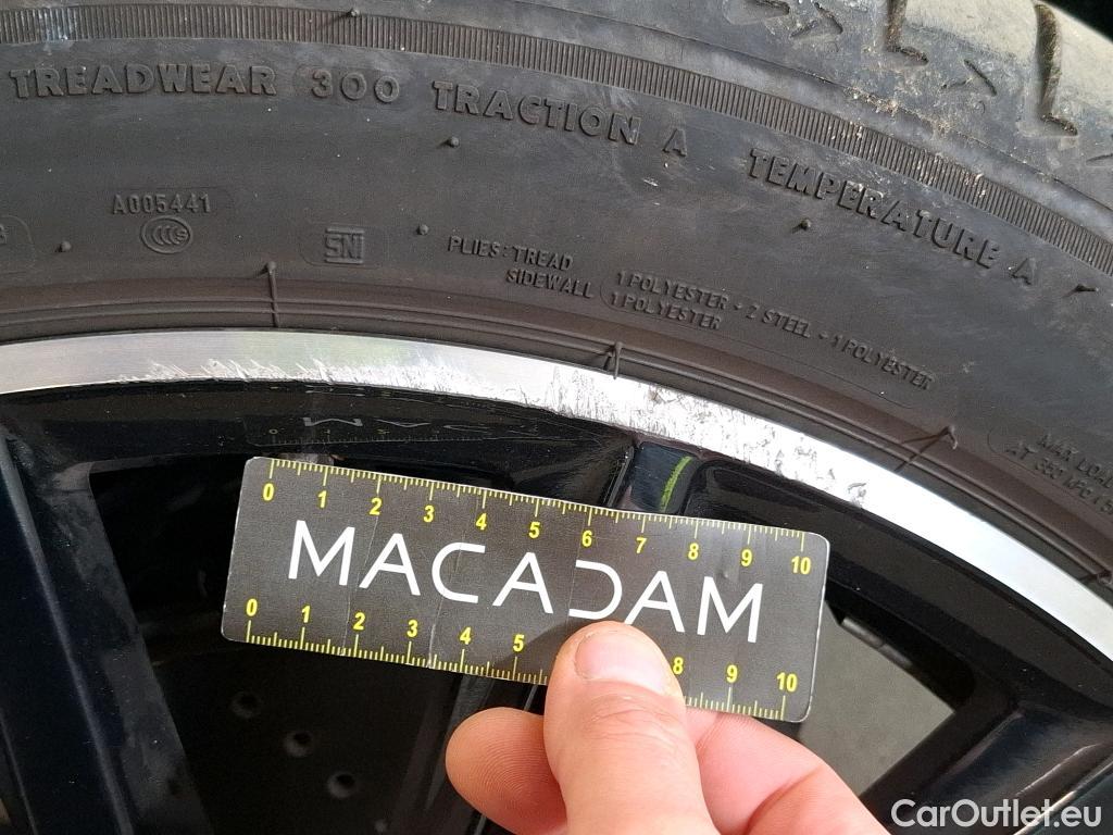  Mercedes  GLA MERCEDES-BENZ  / 2020 / 5P / SUV 1.3  250 e AMG LINE DCT #7