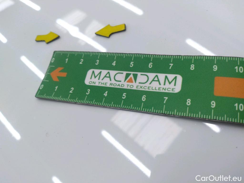  Opel  Corsa  F e Edition Business 50kWh BVA #9