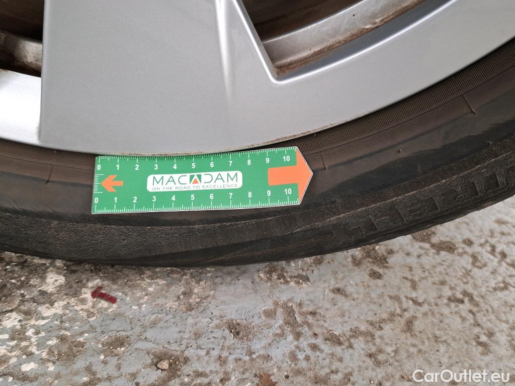  Skoda  ENYAQ  iV 80 Loft 82kWh BVA #36