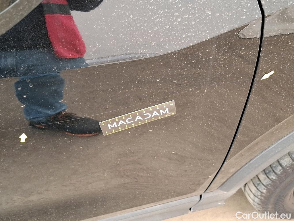  Audi  Q2 AUDI  5p SUV 1.0 TFSI 116 S Tronic Business Line #24