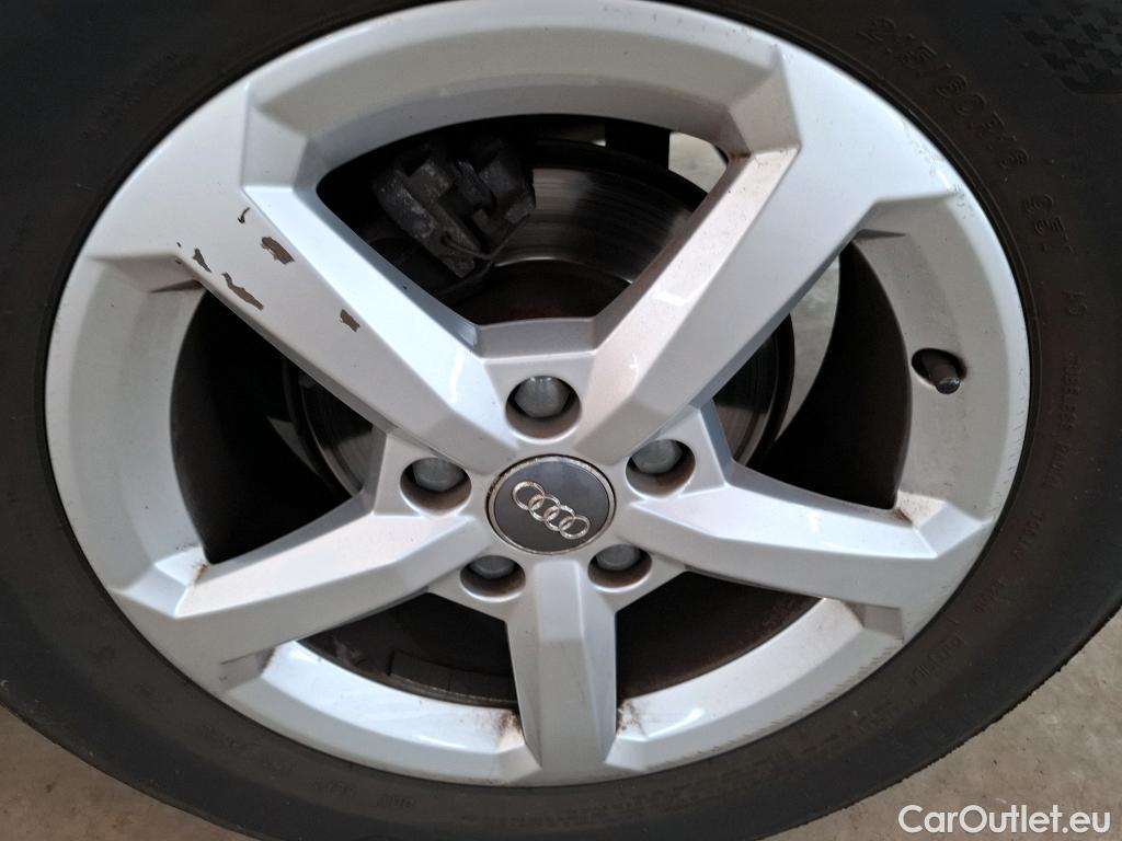  Audi  Q2 AUDI  5p SUV 1.0 TFSI 116 S Tronic Business Line #40