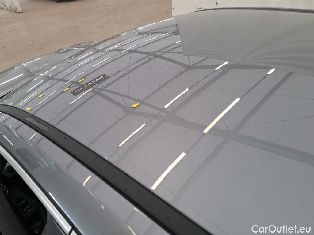  Bmw  Serie 1 BMW Série 1 / 2019 / 5P / Berline 116i DKG7 Business Design #1