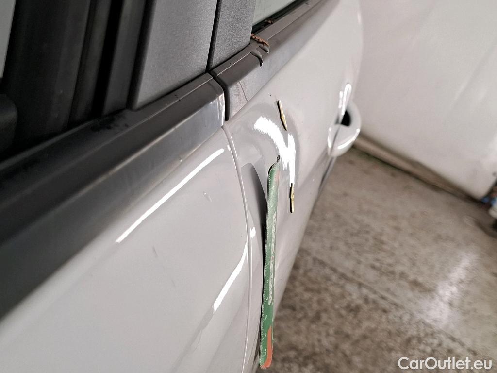  Citroen  C3  Société Feel 1.5 BlueHDI 100CV BVM5 E6dT #14