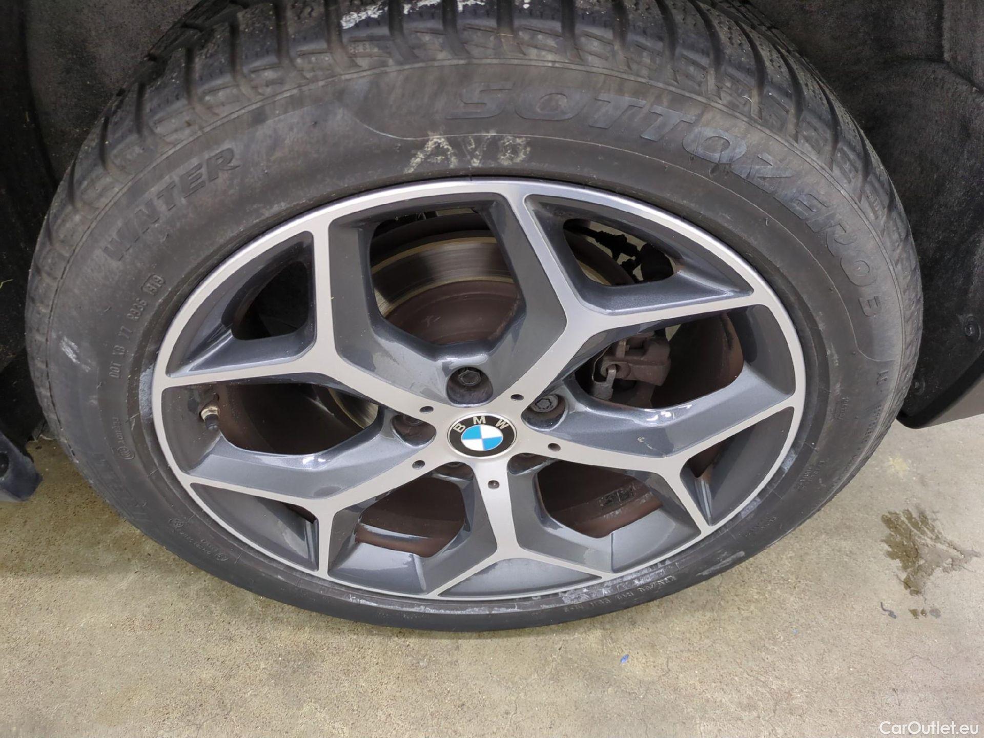  Bmw  X1 Série  sDrive 18 i xLine 1.5 140CV BVA7 E6dT #22