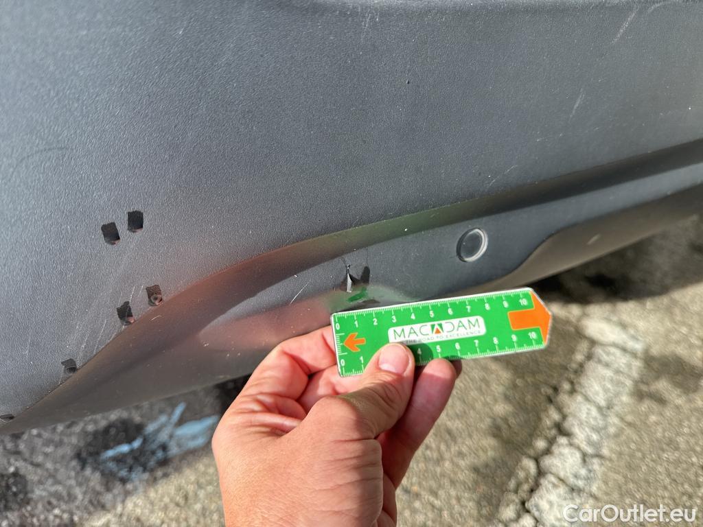  Citroen  C4 Cactus  Feel Business 1.5 BlueHDI 120CV BVA6 E6dT #28