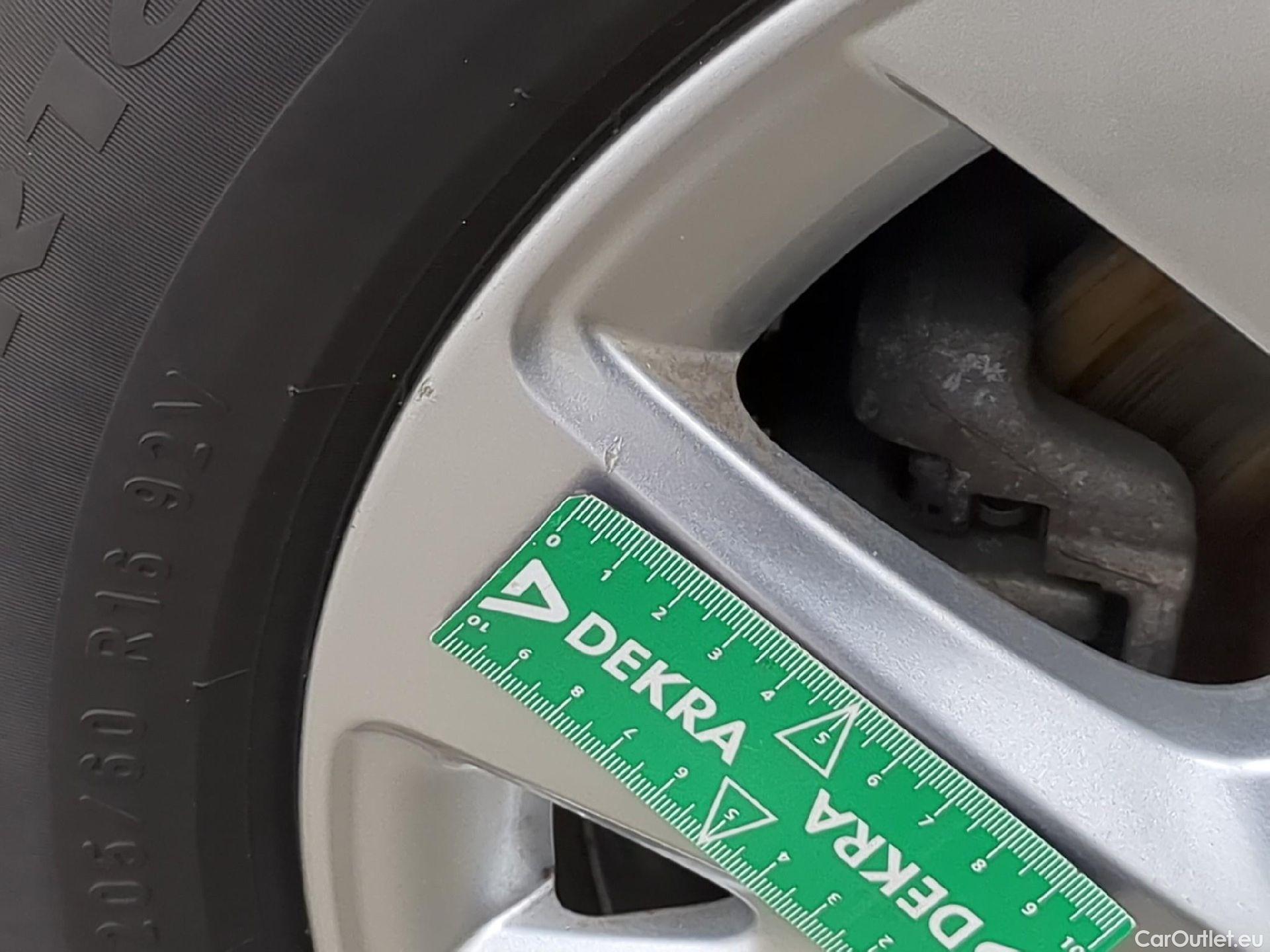  Citroen  C4 Picasso /Spacetourer Feel 1.5 BlueHDi 130CV BVM6 E6dT #9