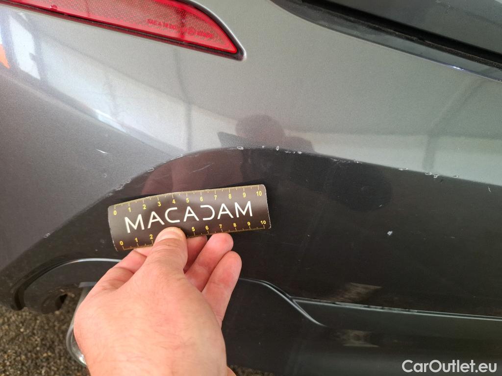  Bmw  Serie 1 Série 1 Berline 116 d Lounge 1.5 115CV BVA7 E6d #2