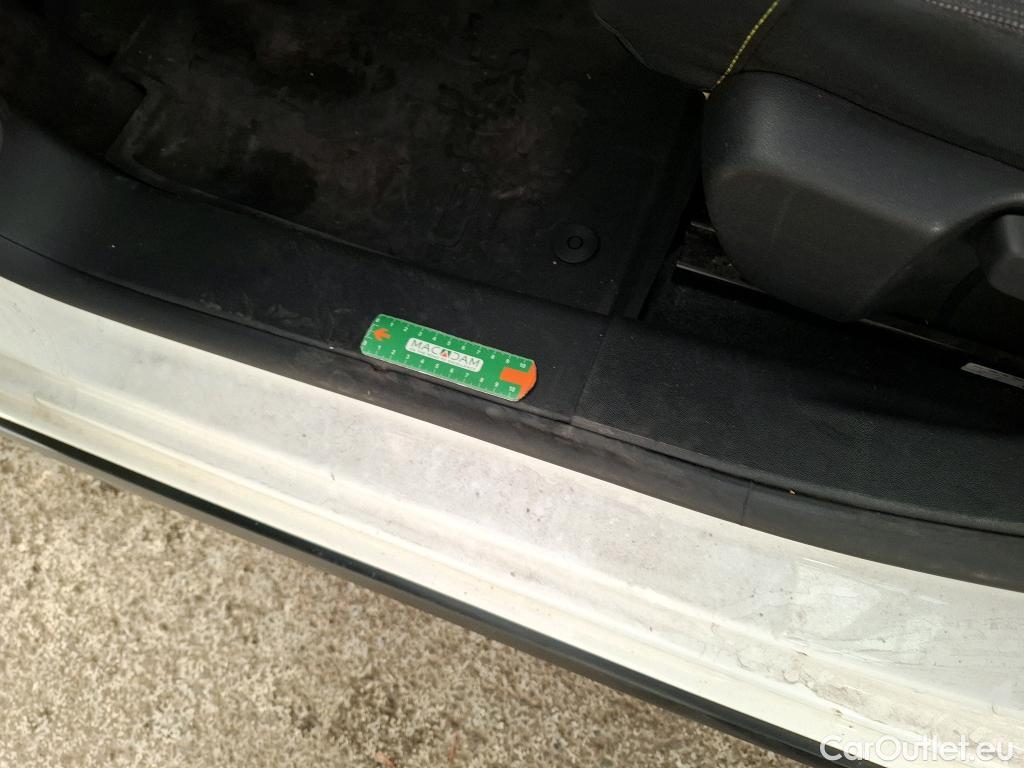  Citroen  C3  Société Feel 1.5 BlueHDI 100CV BVM5 E6dT #9