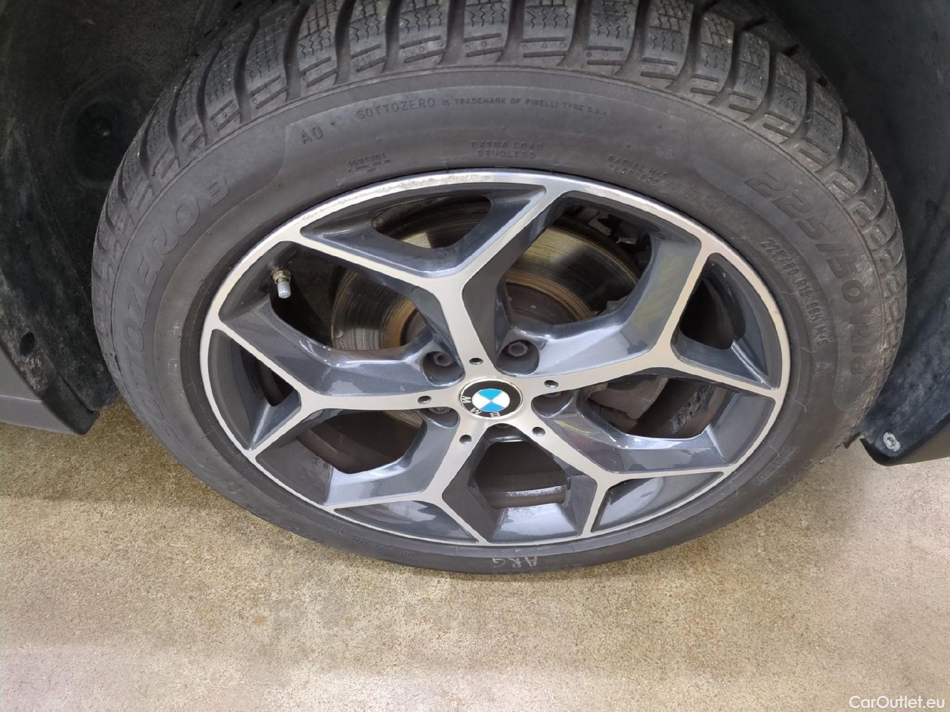  Bmw  X1 Série  sDrive 18 i xLine 1.5 140CV BVA7 E6dT #11