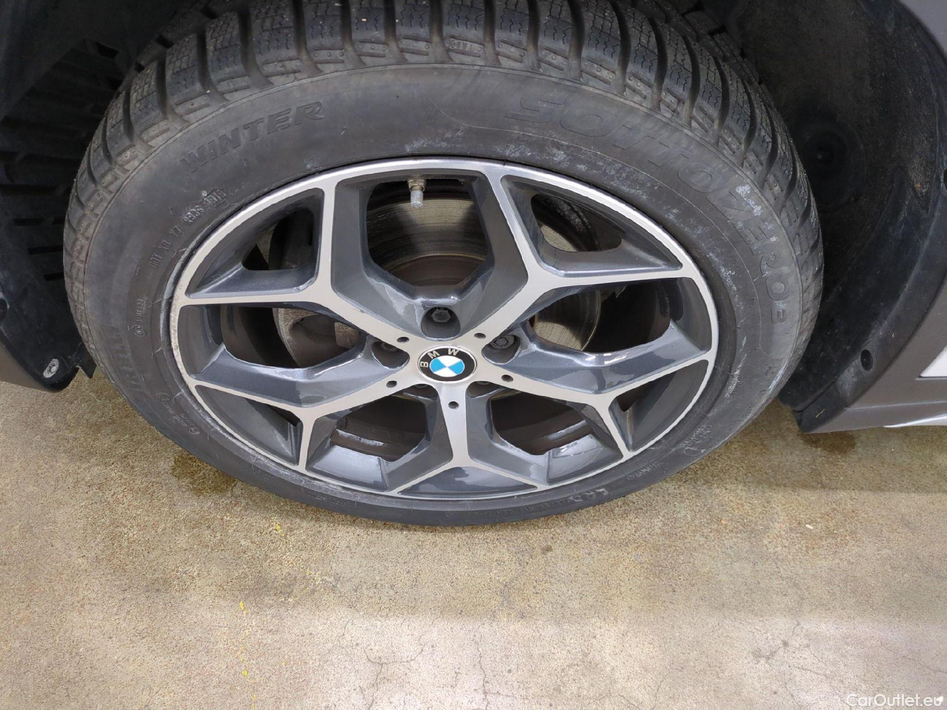  Bmw  X1 Série  sDrive 18 i xLine 1.5 140CV BVA7 E6dT #17