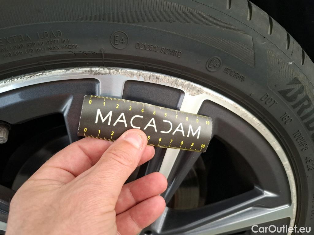  Bmw  Serie 1 Série 1 Berline 116 d Lounge 1.5 115CV BVA7 E6d #37