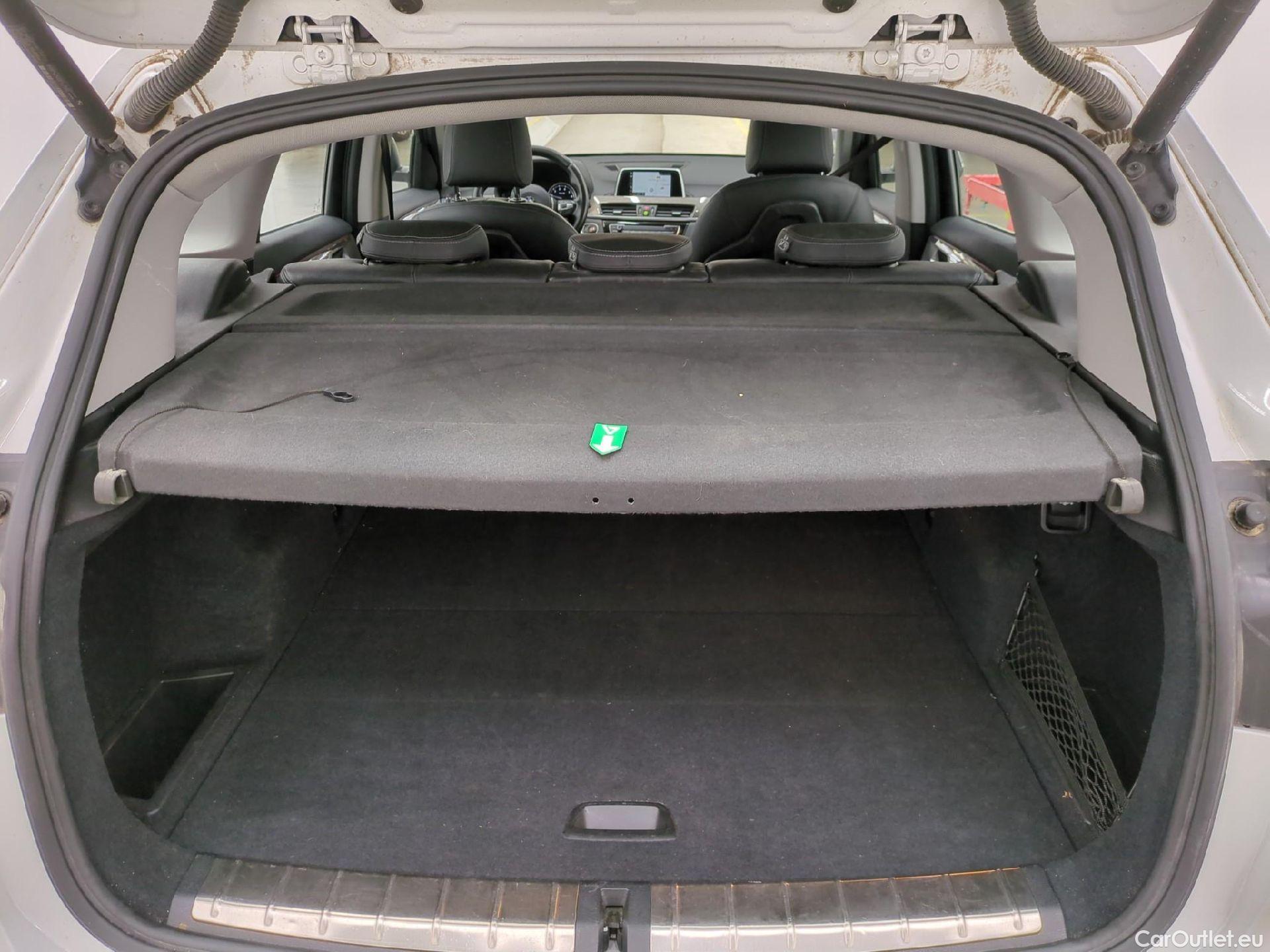  Bmw  X1 Série  sDrive 18 i xLine 1.5 140CV BVA7 E6dT #9