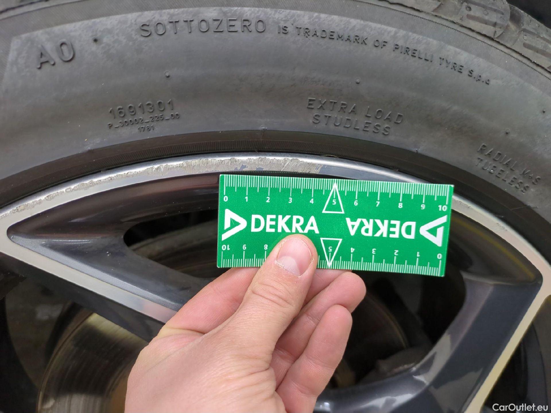  Bmw  X1 Série  sDrive 18 i xLine 1.5 140CV BVA7 E6dT #16