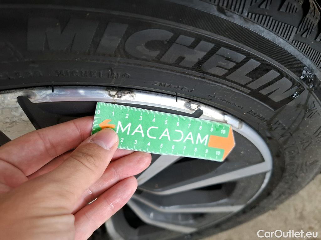  Bmw  Serie 3 Série 3 Touring 318 d Lounge 2.0 150CV BVA8 E6d #7