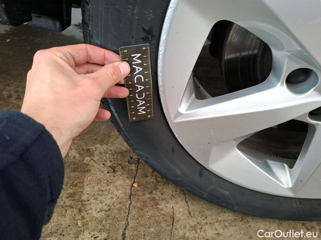  Nissan  Qashqai NISSAN  / 2017 / 5P / Crossover 1.5 DCI 115 Business Edition #6