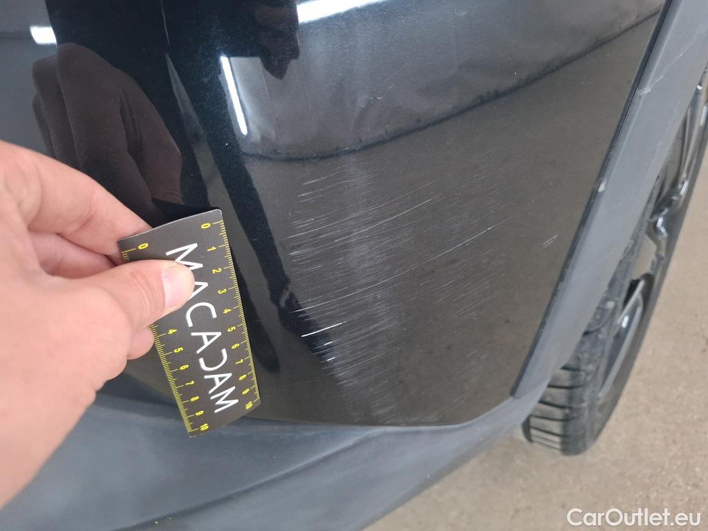  Peugeot  2008 PEUGEOT  5p Crossover 1.2 Puretech 110 S&S EAT6 GT LINE #9