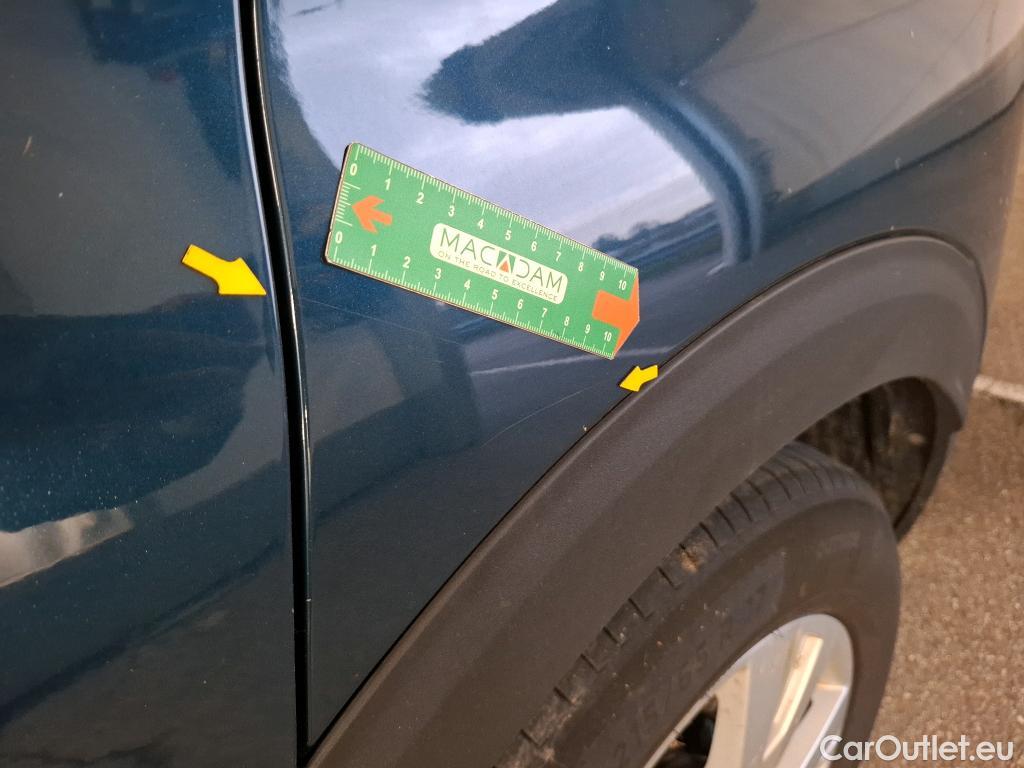  Peugeot  3008  Active Pack 1.5 HDi 130CV BVA8 E6d #39