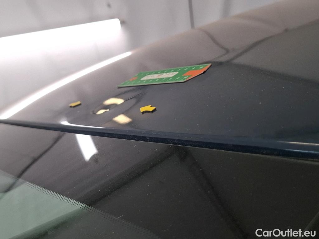  Peugeot  3008  Active Pack 1.5 HDi 130CV BVA8 E6d #9